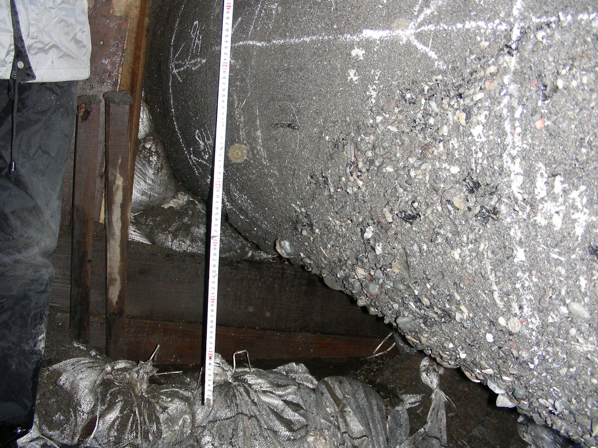 埋設塗覆装管の管体調査